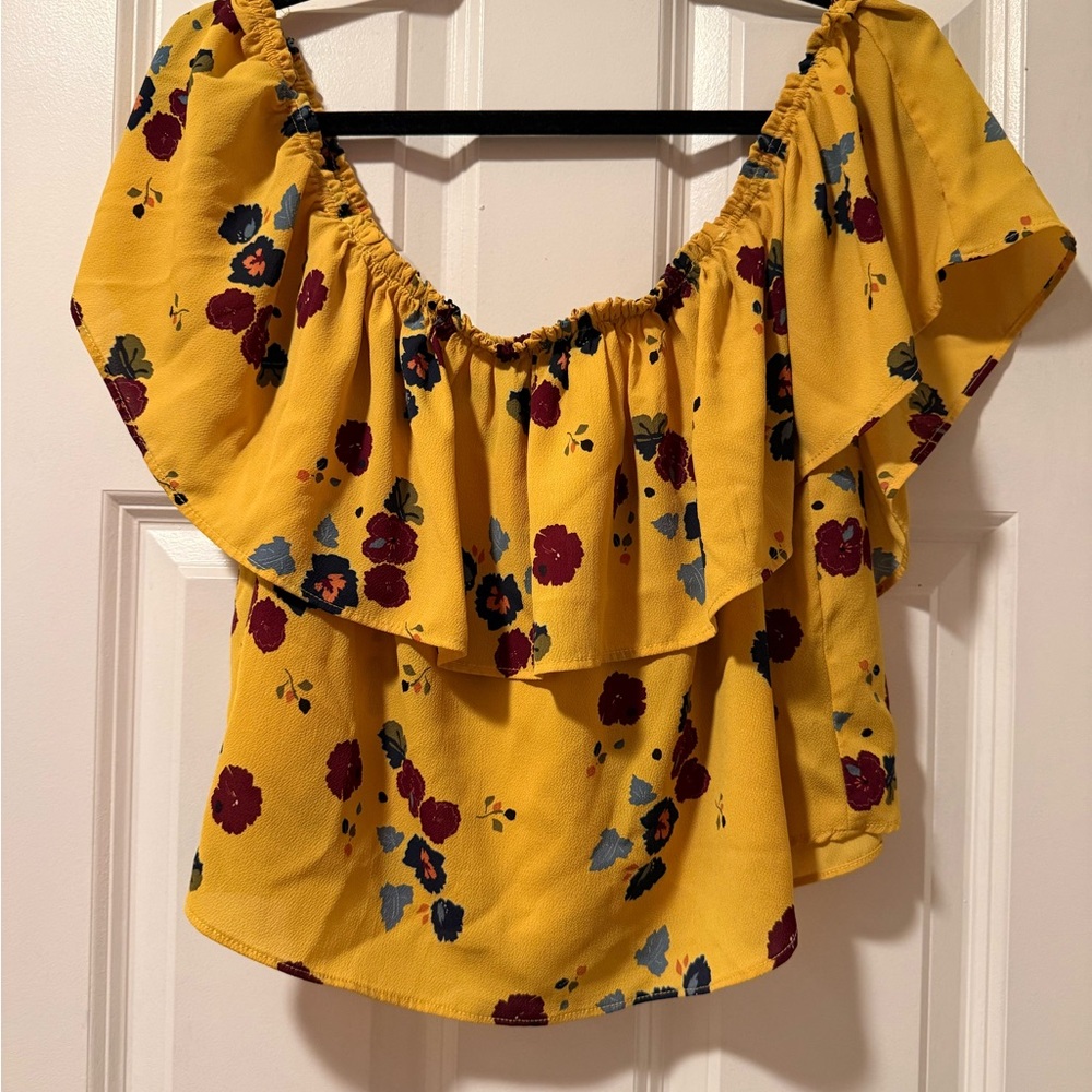 Zara Trafaluc Yellow off the shoulder Ruffled Crop Top Blouse Small